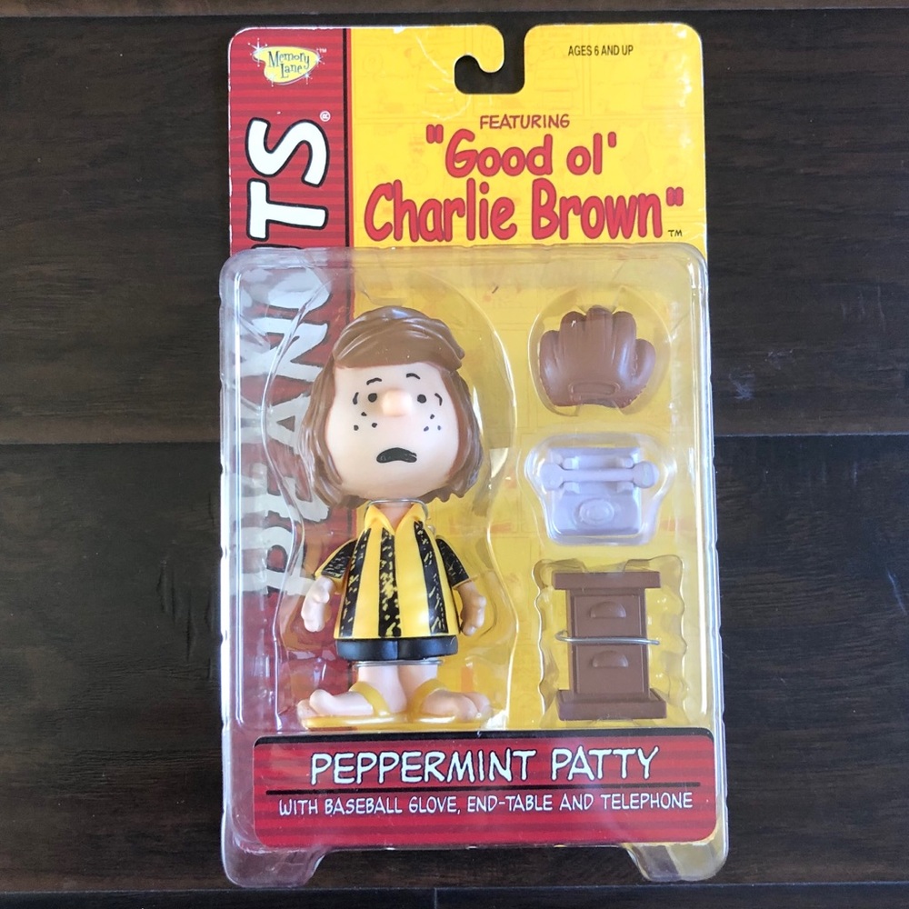 Peanuts Peppermint Patty Collectable Figure
